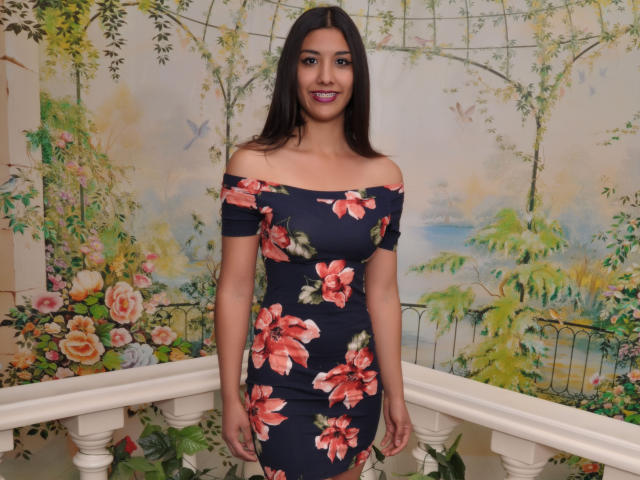 ViolettaCastillo - Live sex cam - 17822690