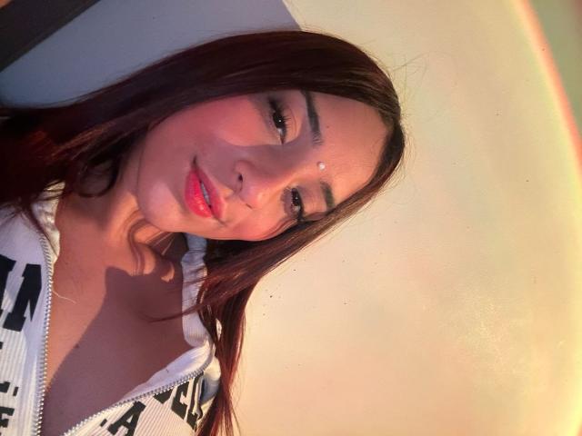 EmmaWaltter - Porno na żywo i seks kamera - 17822926