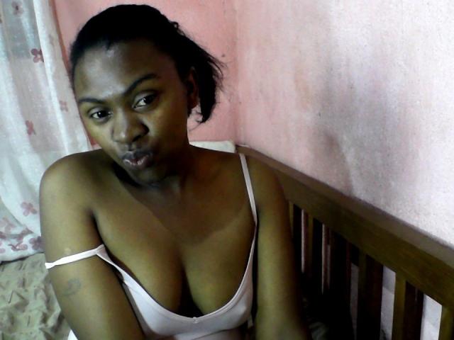 MialyHot - Live porn &amp; sex cam - 17823366