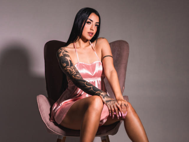 VannessaSunshine - Live Sex Cam - 17823706