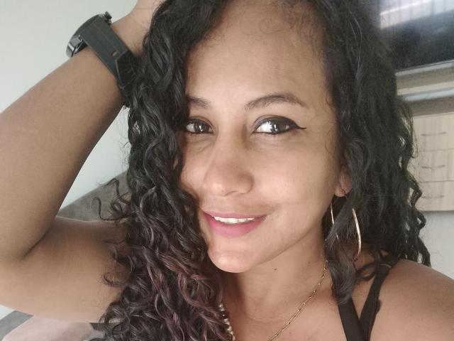 YiyaHot69 - Live sex cam - 17829330