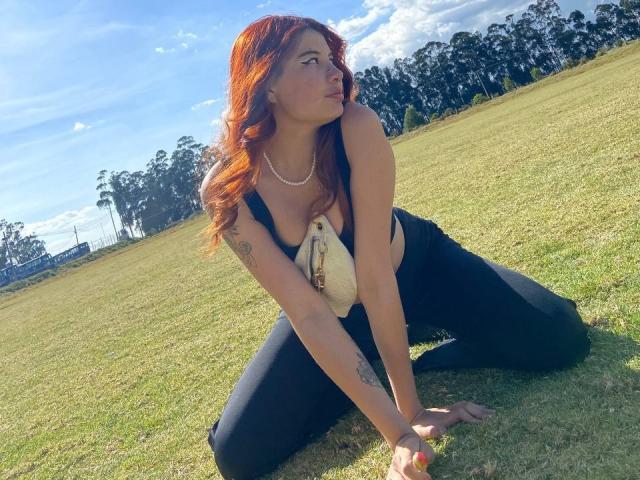 AbbieHotfman - Live Sex Cam - 17829586