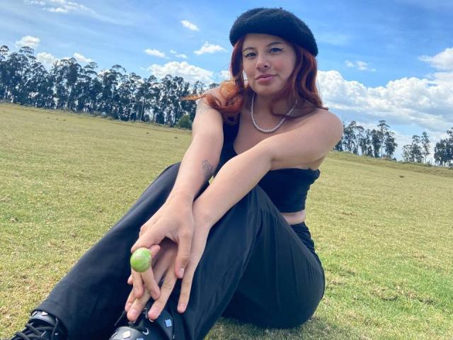 AbbieHotfman - Live porn &amp; sex cam - 17829590