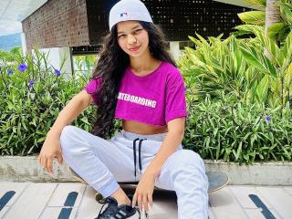 MeganSallow - Live porn &amp; sex cam - 17837598