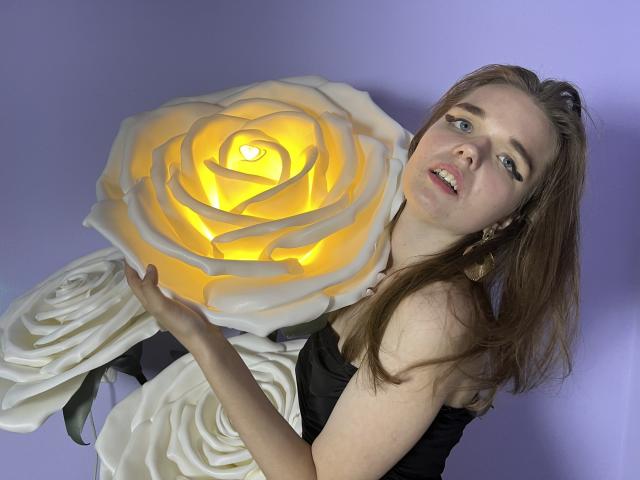 DaylinaLops - Live sex cam - 17838342