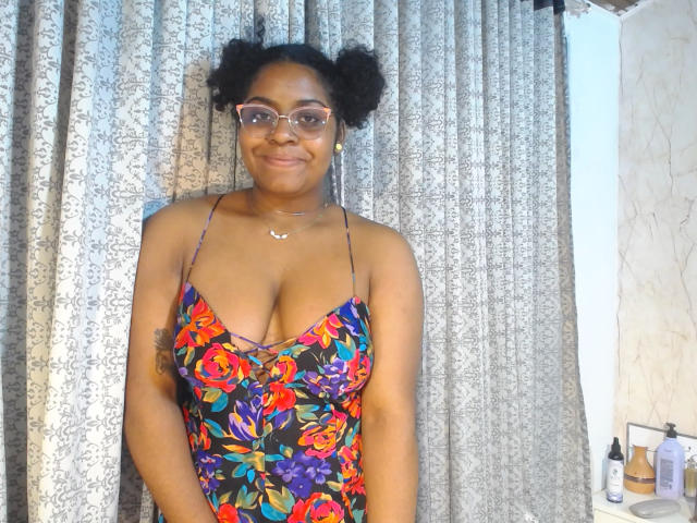 IrisPamela - Sexe cam en vivo - 17840470