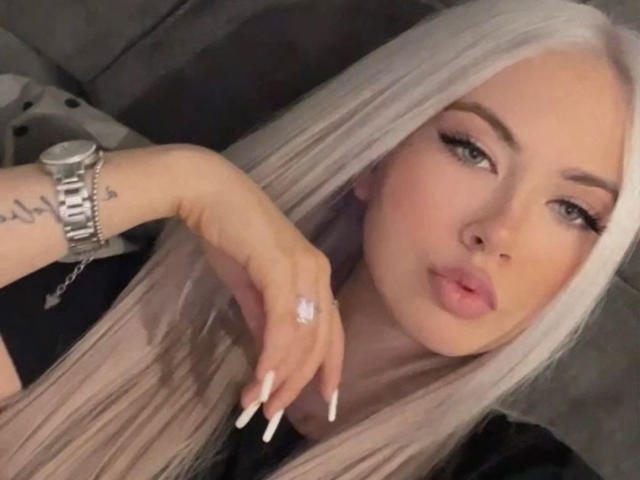 ElisaBlair - Live sexe cam - 17842466