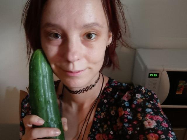 MissAstravert - Élő pornó és szexkamera - 17850330