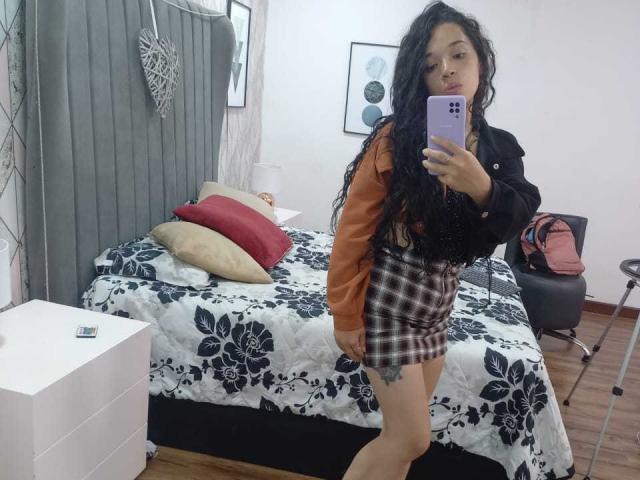 CristtalGarcia - Sexe cam en vivo - 17850582