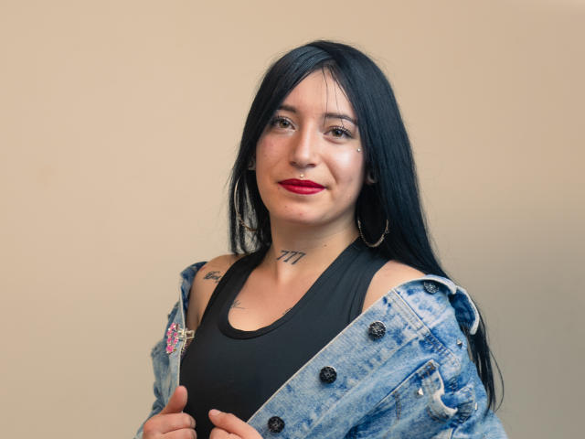 NaiaDember - Live porn &amp; sex cam - 17851490