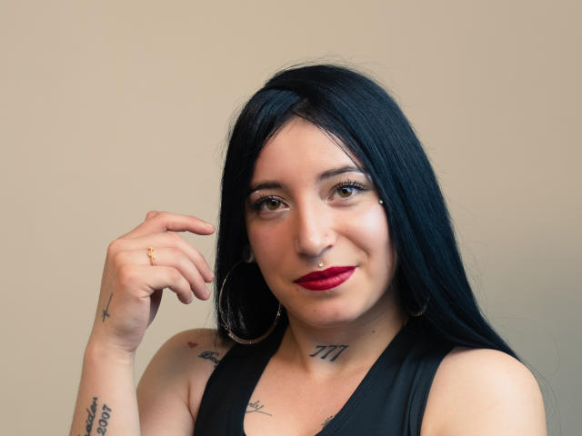 NaiaDember - Live porn &amp; sex cam - 17851546