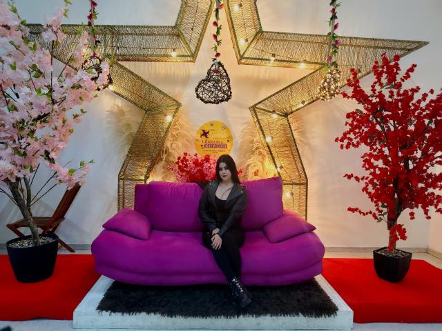 BrithneyLee - Élő pornó és szexkamera - 17853918