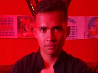 SophieAndAndrew - Live porn &amp; sex cam - 17853934