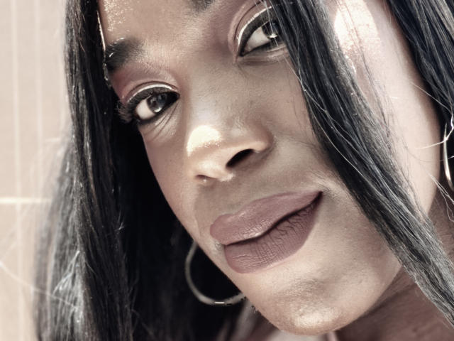 AprilJhonsson - Live Sex Cam - 17854106