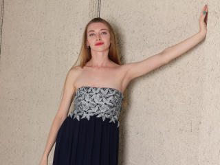 LucyGordon - Live porn &amp; sex cam - 17857702