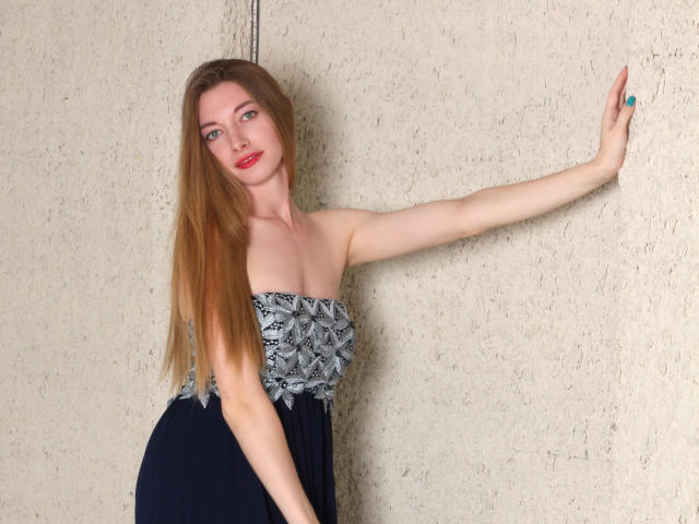 LucyGordon - Live porn &amp; sex cam - 17857710