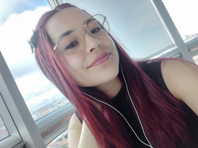 ChristineMeyer - Live sex cam - 17860974