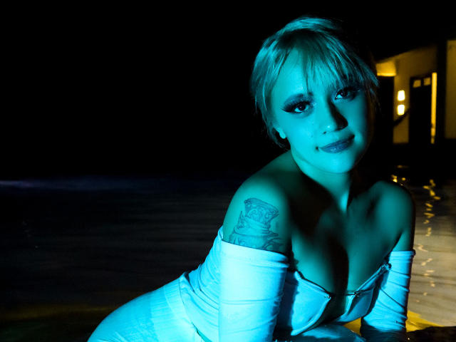 SabrinaCole - Live porn &amp; sex cam - 17861194