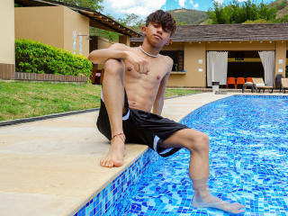 DannySantoro - Live porn &amp; sex cam - 17861326