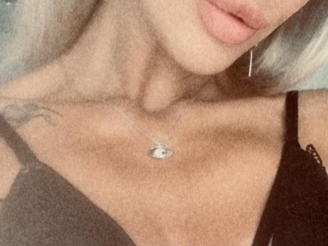 Julaiya - Élő pornó és szexkamera - 17865146