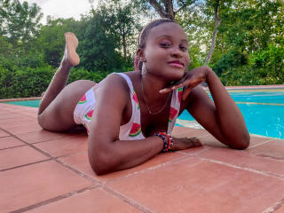 KeniaDiallo - Live porn &amp; sex cam - 17873178