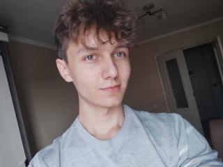 MichaelShine - Live porn &amp; sex cam - 17877402
