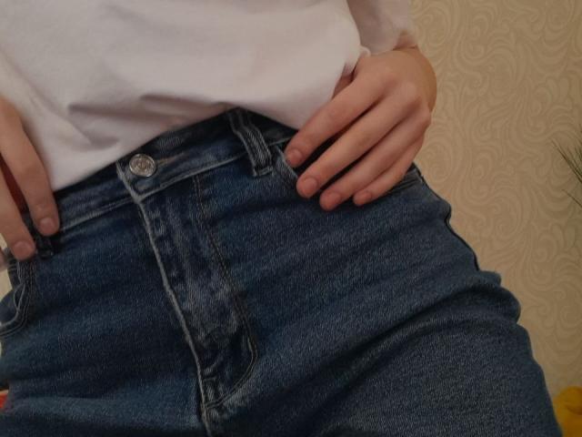 SunnyIsa - Élő pornó és szexkamera - 17878898