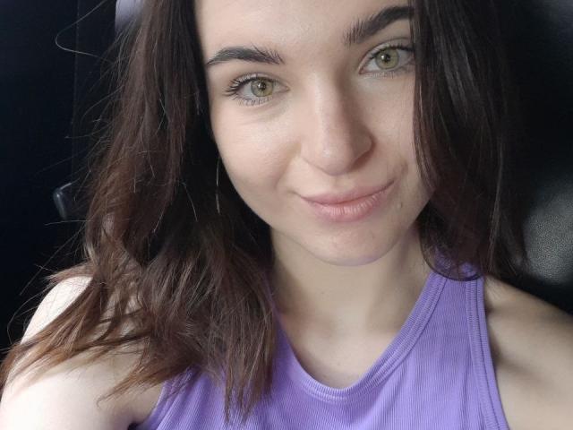 SunnyIsa - Camera khiêu dâm &amp; quyến rũ trực tiếp - 17879042