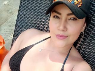 AngiePretty - Sexe cam en vivo - 17881422