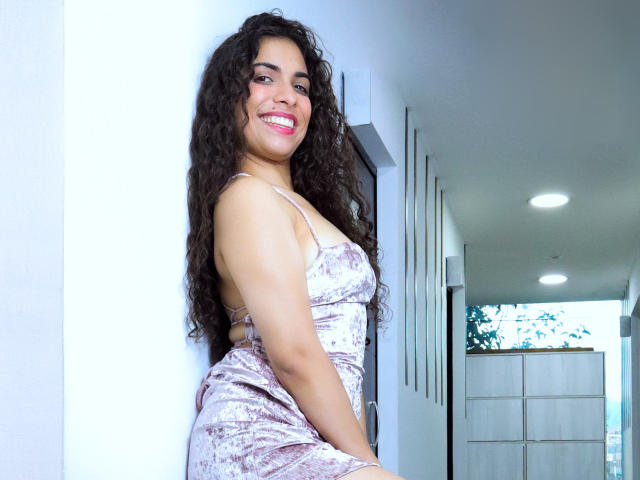 MarilynWilde - Live sex cam - 17883530