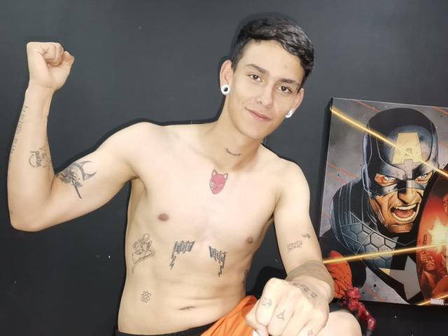 StuardCooper - Live porn &amp; sex cam - 17884922