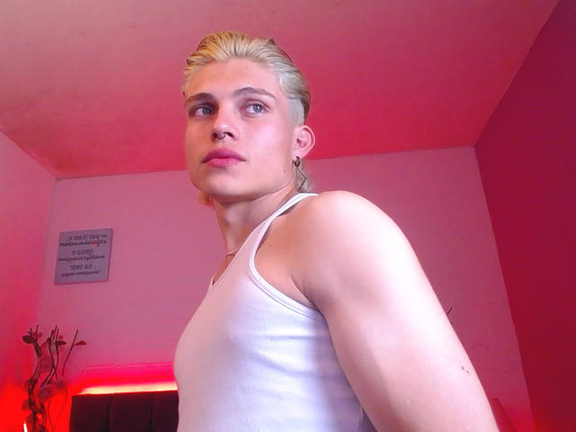 DaneWane - Sexe cam en vivo - 17889482