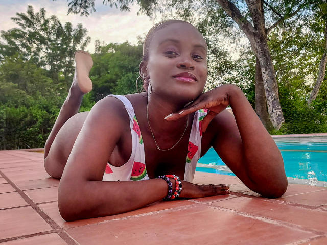 KeniaDiallo - Camera khiêu dâm &amp; quyến rũ trực tiếp - 17889666