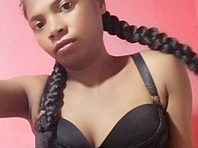 Ameliah - Sexe cam en vivo - 17892702