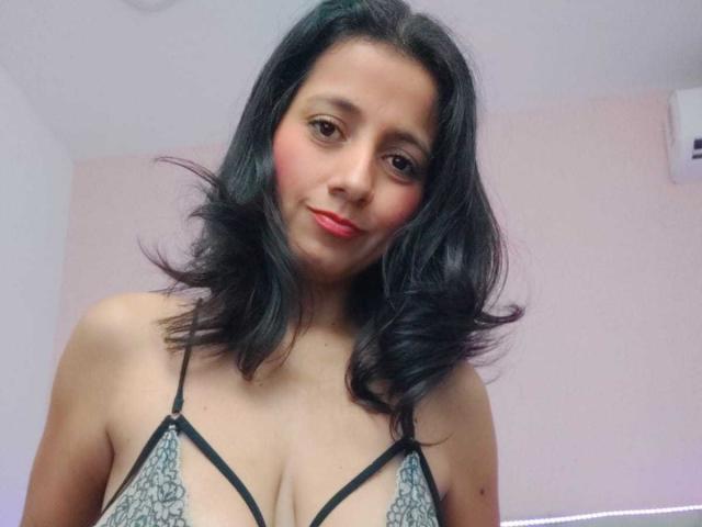 InesRauch - сексуальная веб-камера в реальном времени - 17893786