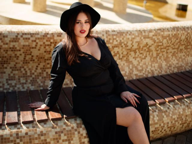 MonikaValadi - Live porn &amp; sex cam - 17901418