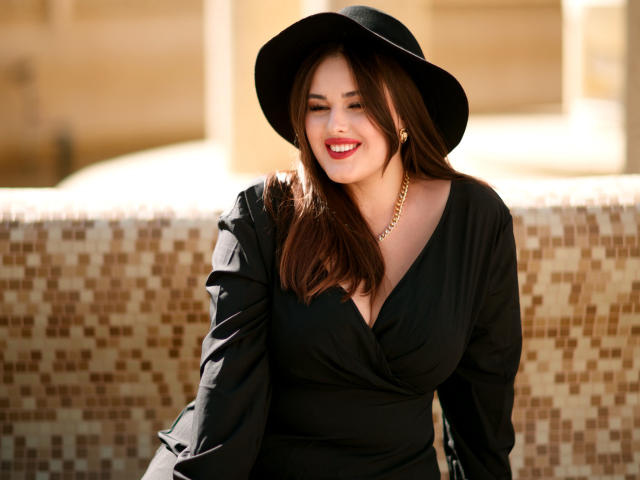 MonikaValadi - сексуальная веб-камера в реальном времени - 17901470