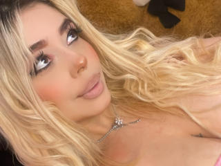 Zaramillery - Live porn &amp; sex cam - 17903170