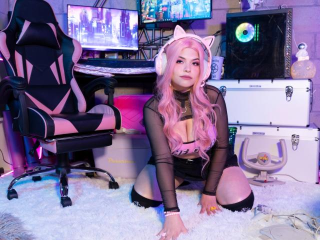 LuciaRobertz - Live porn &amp; sex cam - 17904094