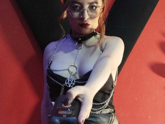 BettyAndAdara - Live porn &amp; sex cam - 17904106
