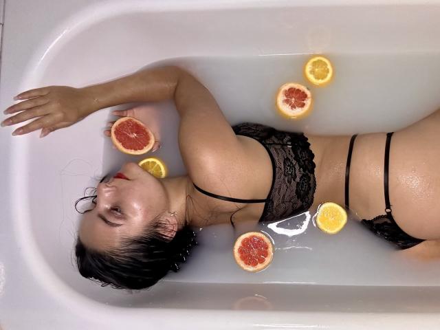 JasmineAsha - Live Sex Cam - 17905946