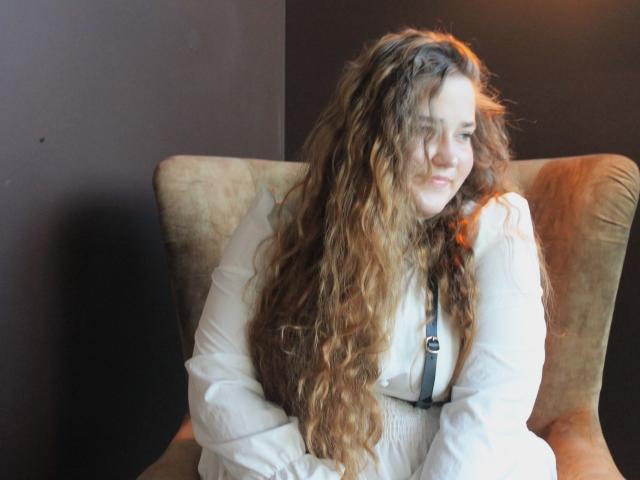 DaniellaGraceZZ - Live porn &amp; sex cam - 17907618