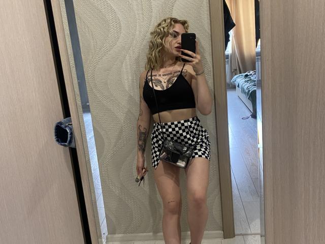 ElizabethKrei - Live porn &amp; sex cam - 17908110