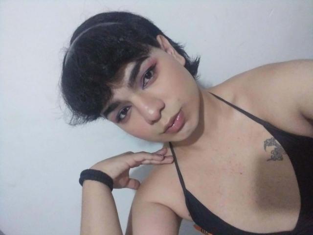 IsabellaMoonsI - Live sexe cam - 17913086