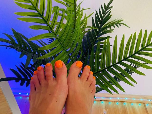 AlicePrings - Live porn &amp; sex cam - 17918098