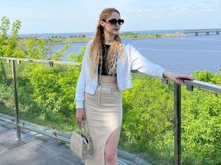 LaylaHott - Live porn &amp; sex cam - 17919422