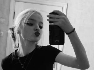 LaPochka - сексуальная веб-камера в реальном времени - 17920014