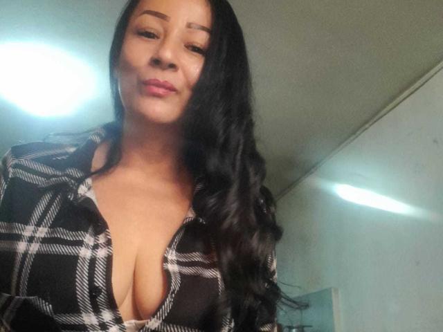 SofiaXHotty69 - Live porn &amp; sex cam - 17920378