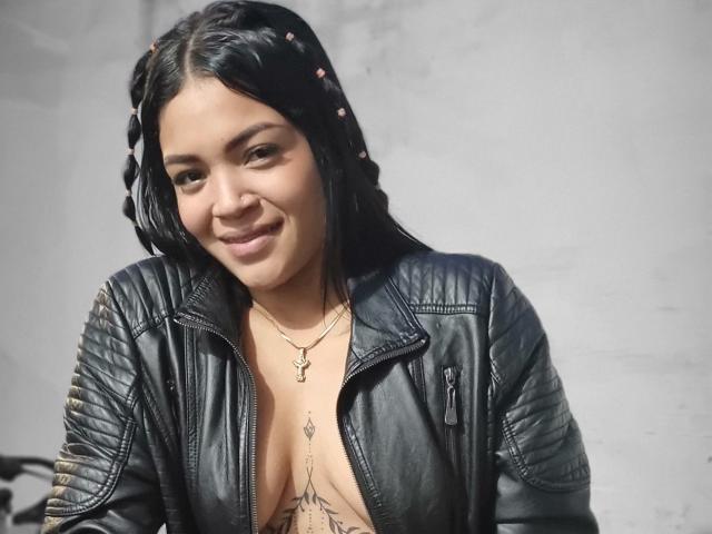 NataliaAndJoel - Camera khiêu dâm &amp; quyến rũ trực tiếp - 17921626