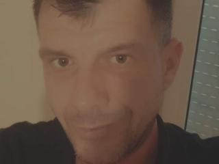 LoverSplit - Live porn &amp; sex cam - 17922446